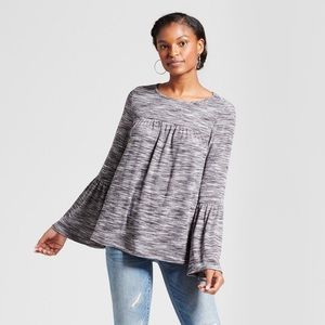 2️⃣for🔟 Marled Charcoal Gray Bell Sleeve Top